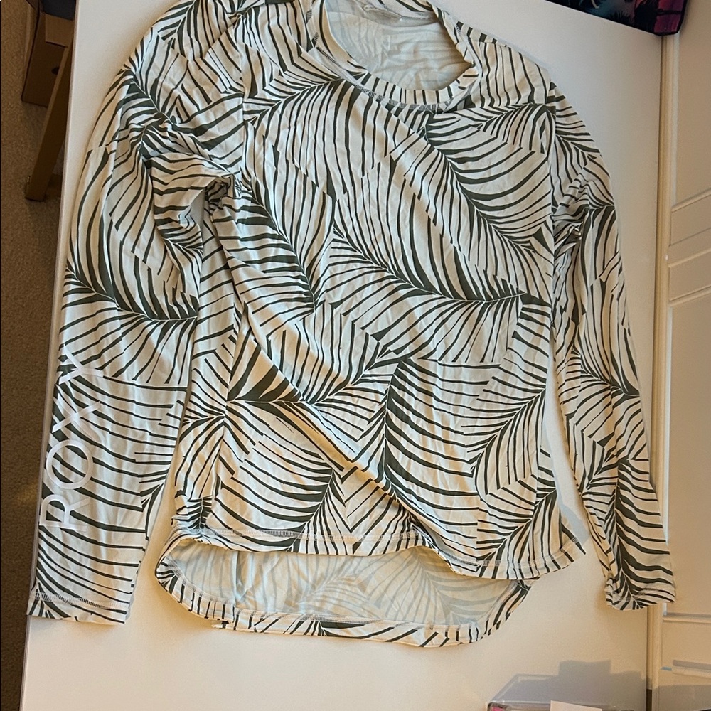 Roxy Green and White Rashguard